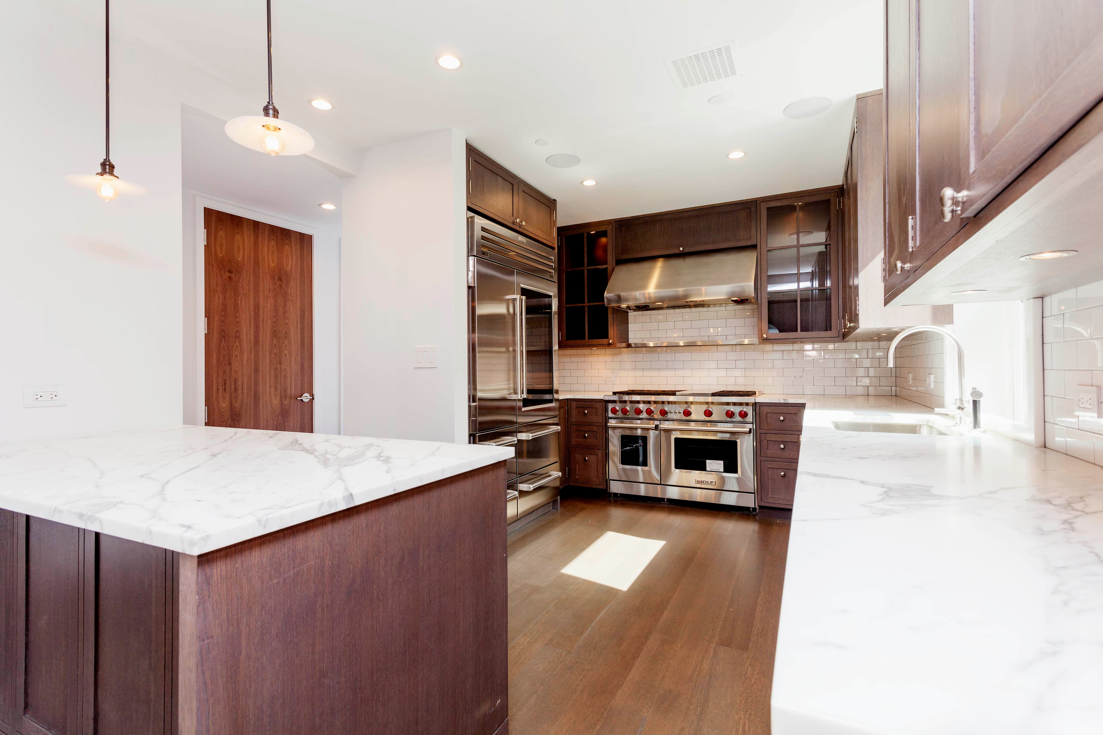 10 Hubert Street — photo 11