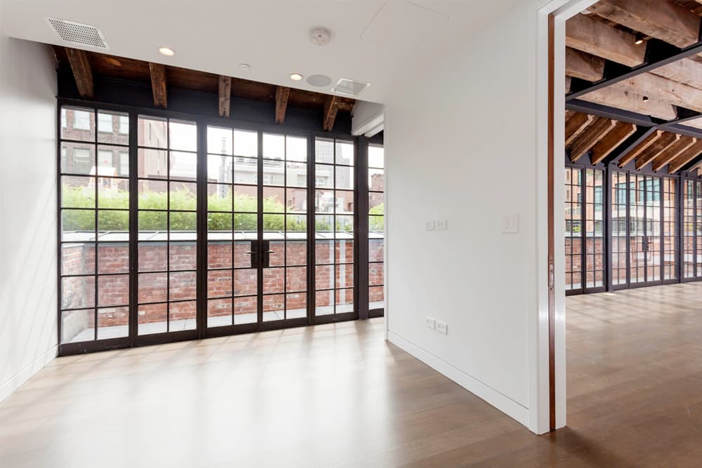 10 Hubert Street — photo 17