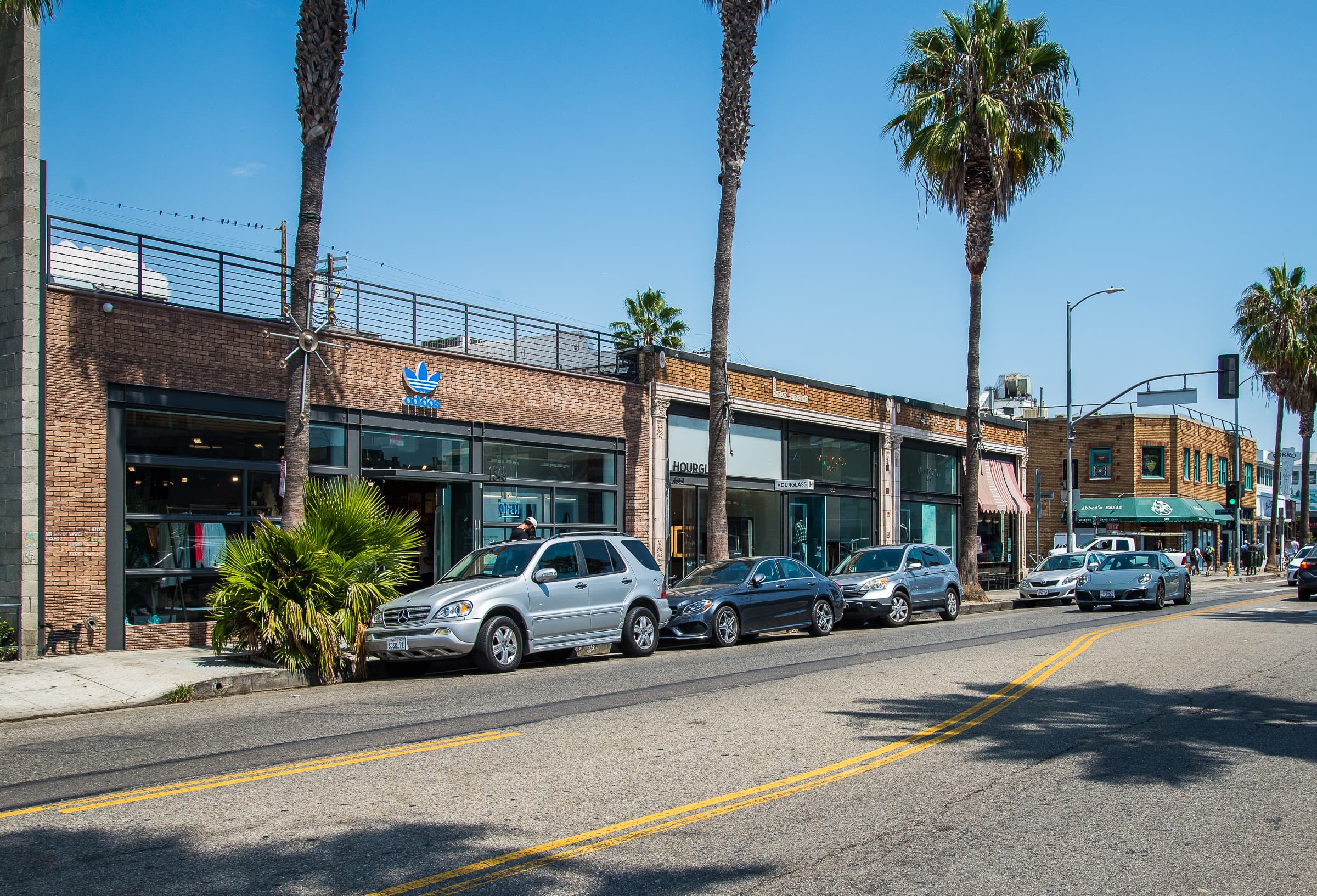 1349-1357 Abbot Kinney Blvd — photo 2